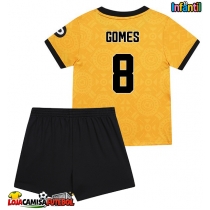 Camisa de Futebol Wolves Joao Gomes #8 Equipamento Principal Infantil 2025-26 Manga Curta (+ Calças curtas)